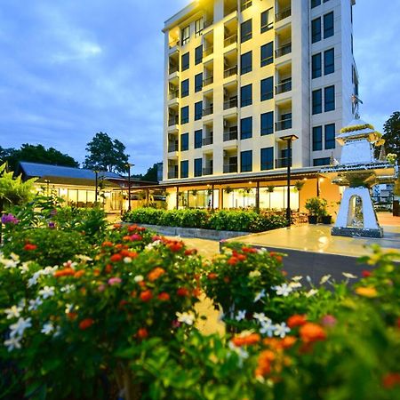 Norn Rimklong Bangkok Hotel Exterior foto