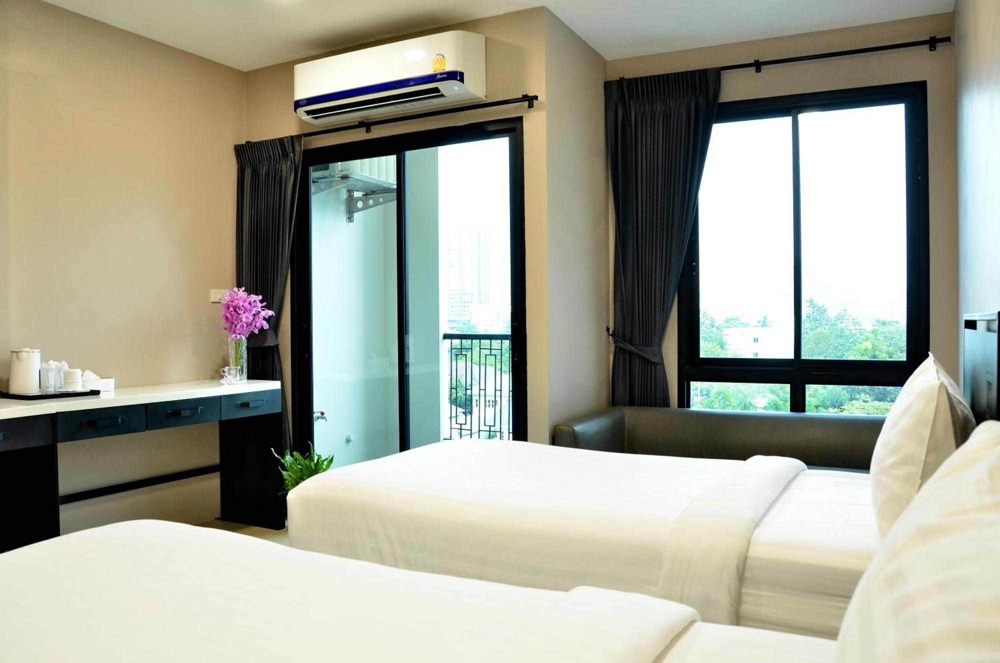Norn Rimklong Bangkok Hotel Exterior foto