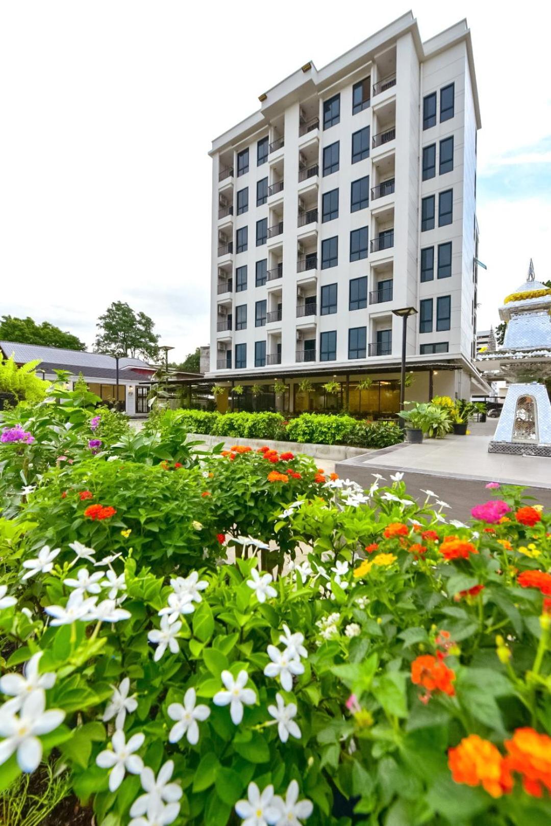 Norn Rimklong Bangkok Hotel Exterior foto